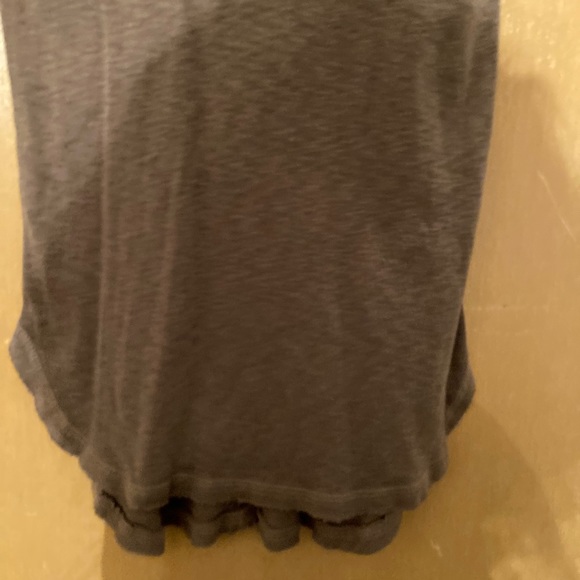 Michael Stars Low V Necked Short Sleeved Top - Picture 3 of 4